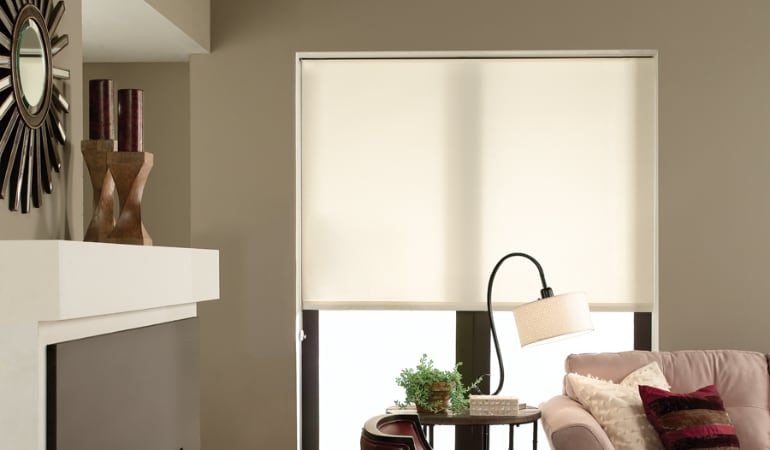 Roller shades are a great option with it comes to blocking annoying glare. Roller shade in Indianapolis
